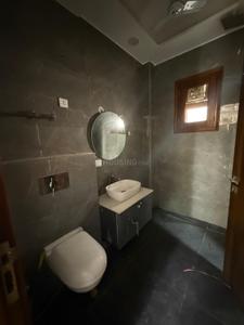 Bathroom Image of 1800 Sq.ft 3 BHK Builder Floor for rent in Surya Nagar Ghaziabad for Rs. 55000