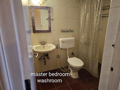 Bathroom Image of 1950 Sq.ft 3.5 BHK Apartment / Flat for sale in Mantri Elite, JP Nagar Bengaluru for Rs. 27000000