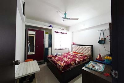 Bedroom Image of 975 Sq.ft 2 BHK Apartment / Flat for sale in 38 Park Majestique, Undri Pune for Rs. 5500000