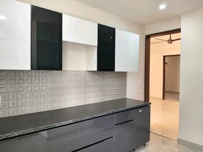 Kitchen Image of 1550 Sq.ft 3 BHK Apartment / Flat for sale in BPTP Astaire Garden Floors, Sector 70A Gurgaon for Rs. 24500000