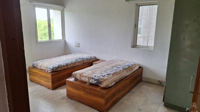 Bedroom Image of 2100 Sq.ft 3 BHK Apartment / Flat for rent in Race Course Vadodara for Rs. 30000
