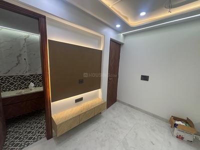Bedroom Image of 820 Sq.ft 2 BHK Apartment / Flat for sale in Vikaspuri New Delhi for Rs. 9000000