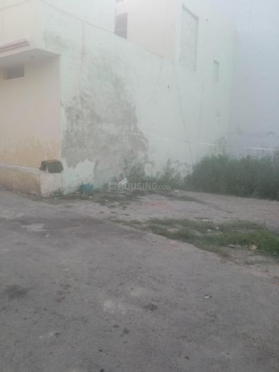 Best location development area double gali touch Main Image 1