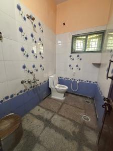 Bathroom Image of 1200 Sq.ft 2 BHK Independent House for rent in Gopala Gowda Extension Shivamogga for Rs. 16500