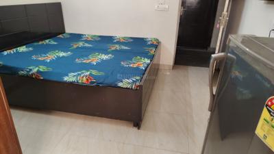 Bedroom Image of 275 Sq.ft 1 RK Apartment / Flat for rent in Emaar Emerald Floors Premier, Sector 65 Gurgaon for Rs. 14000
