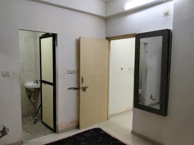 Bedroom Image of 612 Sq.ft 2 BHK Apartment / Flat for rent in Vaishno Devi Circle Ahmedabad for Rs. 25000