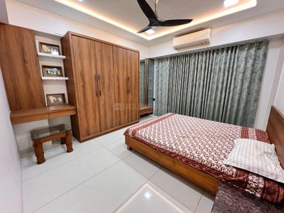 Bedroom Image of 3279 Sq.ft 4 BHK Apartment / Flat for sale in Visionnair, Bodakdev Ahmedabad for Rs. 27000000