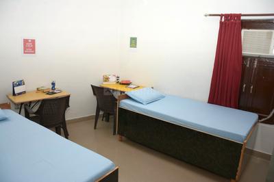 Bedroom Image of Zokr Mantra PG in Phase 2, Noida