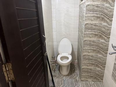 Bathroom Image of 600 Sq.ft 1 RK Apartment / Flat for rent in Silicon City Sector K, Rau Indore for Rs. 7000