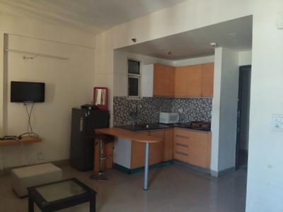 Living Room Image of 490 Sq.ft 1 BHK Studio for rent in Supertech Czar Suites, Omicron I Greater Noida for Rs. 17000
