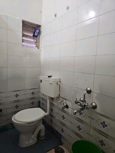 Common Bathroom Image of 320 Sq.ft 1 RK Builder Floor for rent in Kharadi Pune for Rs. 10500