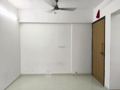 Living Room Image of 880 Sq.ft 2 BHK Apartment / Flat for rent in Lodha Palava Premier, Dombivli East Thane for Rs. 20000