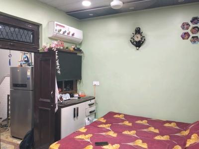 Bedroom Image of 1050 Sq.ft 3 BHK Independent House for sale in Shahdara New Delhi for Rs. 9900000