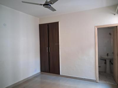 Bedroom Image of 1150 Sq.ft 2.5 BHK Apartment / Flat for sale in Supertech Cape Town, Sector 74 Noida for Rs. 12000000
