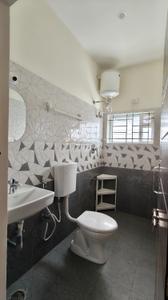 Bathroom Image of 1000 Sq.ft 2 BHK Apartment / Flat for rent in S.Bingipura Bengaluru for Rs. 20000