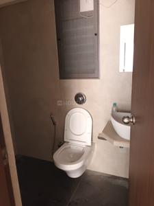Bathroom Image of 1600 Sq.ft 3 BHK Apartment / Flat for sale in Runwal Elegante, Andheri West Mumbai for Rs. 60000000