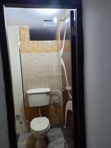 Bathroom Image of 1350 Sq.ft 3 BHK Builder Floor for rent in Shaheed Bhagat Singh Nagar Ludhiana for Rs. 15000