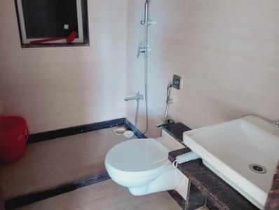 Image of 1200 Sq.ft 3 BHK Apartment / Flat for sale in Triumph Towers, Malad West, Mumbai for Rs. 32500000