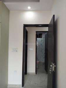 Bedroom Image of 1152 Sq.ft 3 BHK Builder Floor for rent in Preet Vihar New Delhi for Rs. 31000
