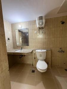 Bathroom Image of 3700 Sq.ft 4 BHK Apartment / Flat for sale in Jaypee The Imperial Court, Sector 128 Noida for Rs. 65000000