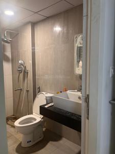 Bathroom Image of 1513 Sq.ft 3 BHK Apartment / Flat for rent in Perumbakkam Chennai for Rs. 45000