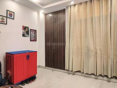 Bedroom Image of 1440 Sq.ft 3 BHK Builder Floor for sale in Chittaranjan Park New Delhi for Rs. 37000000