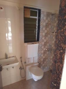 Bathroom Image of 680 Sq.ft 2 BHK Apartment / Flat for sale in Dharti Pressidio, Kandivali West Mumbai for Rs. 13000000