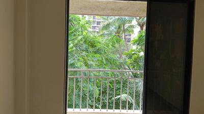 Balcony Image of 950 Sq.ft 2 BHK Apartment / Flat for sale in Kharghar Navi Mumbai for Rs. 7600000
