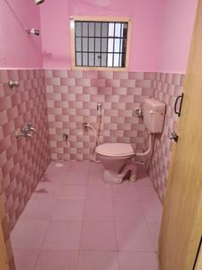 Bathroom Image of 1100 Sq.ft 2 BHK Builder Floor for rent in Valasaravakkam Chennai for Rs. 21000