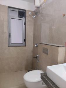 Common Bathroom Image of 772 Sq.ft 2 BHK Apartment / Flat for sale in Sunteck City 4th Avenue, Jogeshwari West Mumbai for Rs. 27000000