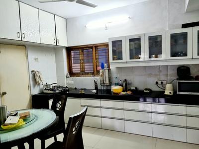 Kitchen Image of 1700 Sq.ft 3 BHK Independent House for rent in Vishwakarma Park, Pratibha Nagar Kolhapur for Rs. 35000