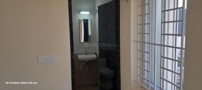 Bathroom Image of 500 Sq.ft 1 RK Builder Floor for rent in Idikarai Coimbatore for Rs. 3000