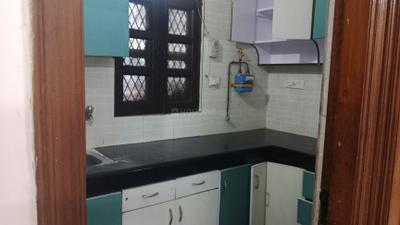 Kitchen Image of 1100 Sq.ft 3 BHK Builder Floor for rent in Janakpuri New Delhi for Rs. 29499