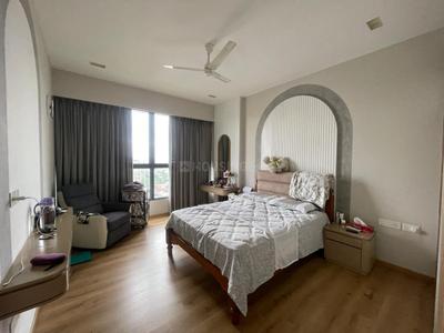 Bedroom Image of 2084 Sq.ft 3 BHK Apartment / Flat for sale in Kakkanad Kochi for Rs. 23500000