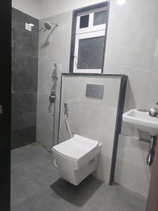 Common Bathroom Image of 2100 Sq.ft 4 BHK Apartment / Flat for sale in Vile Parle East Mumbai for Rs. 82500000