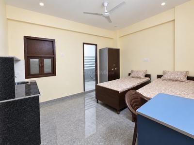 Bedroom Image of 300 Sq.ft 1 RK Independent House for rent in Sector 104 Noida for Rs. 10000