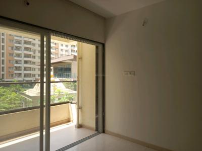Living Room Image of 1219 Sq.ft 2.5 BHK Apartment / Flat for sale in Unique Youtopia, Kharadi Pune for Rs. 13500000