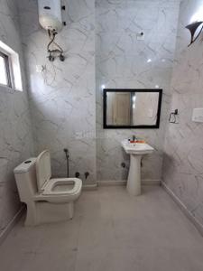 Image of 1100 Sq.ft 2 BHK Apartment / Flat for sale in Vikaspuri, New Delhi for Rs. 12500000