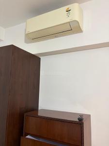 Bedroom Image of 1050 Sq.ft 2 BHK Apartment / Flat for rent in Indiabulls Blu, Worli Mumbai for Rs. 350000