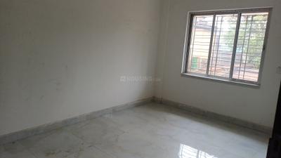 Bedroom Image of 810 Sq.ft 2 BHK Apartment / Flat for rent in Kamdahari Kolkata for Rs. 17000