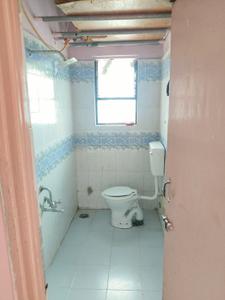 Bathroom Image of 900 Sq.ft 2 BHK Apartment / Flat for rent in JCD Park, Yerawada Pune for Rs. 28000