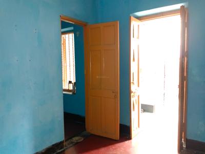 Bedroom Image of 250 Sq.ft 1 RK Builder Floor for rent in Tollygunge Kolkata for Rs. 9500