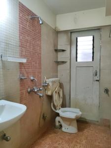 Common Bathroom Image of 845 Sq.ft 2 BHK Apartment / Flat for rent in Kasarvadavali Thane for Rs. 25400