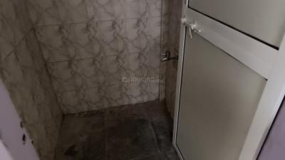 Bathroom Image of 450 Sq.ft 1 RK Apartment / Flat for rent in Kothrud Pune for Rs. 13500