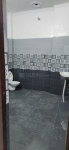 Bathroom Image of 900 Sq.ft 1 BHK Builder Floor for rent in Chinhat Lucknow for Rs. 11000
