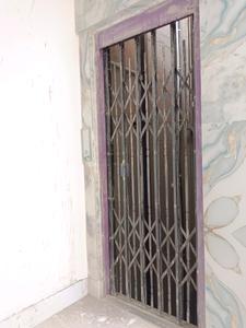 Lift Image of 850 Sq.ft 2 BHK Apartment / Flat for sale in Kamdahari Kolkata for Rs. 3700000