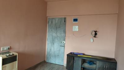 Living Room Image of 650 Sq.ft 1 BHK Apartment / Flat for sale in Mallikarjun CHSL, Dahisar West Mumbai for Rs. 9000000