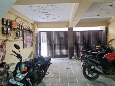Car Garage Image of 500 Sq.ft 2 BHK Apartment / Flat for sale in Matiala New Delhi for Rs. 2300000