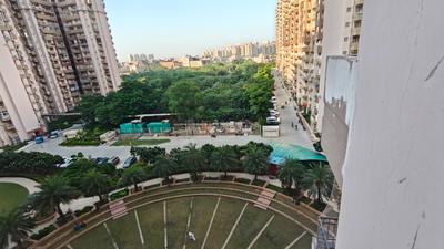 Image of 1505 Sq.ft 3 BHK Apartment / Flat for rent in Supertech Cape Town, Sector 74, Noida for Rs. 35000