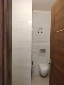 Common Bathroom Image of 1620 Sq.ft 3 BHK Builder Floor for sale in BPTP District 3, Sector 85 Faridabad for Rs. 18000000